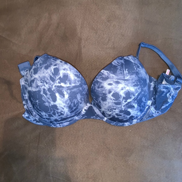 PINK Victoria's Secret Other - Tie Die PINK Bra